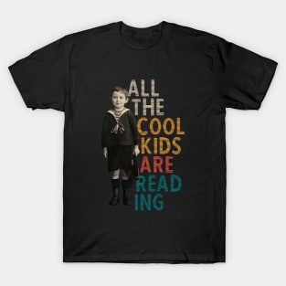 All The Cool Kids Are Reading Retro Style T-Shirt